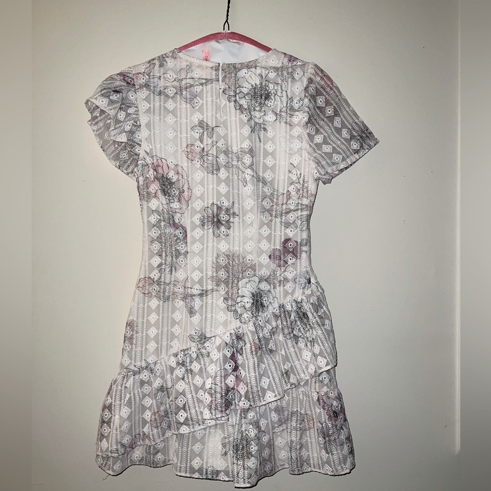 Dress - Picture 2 of 3